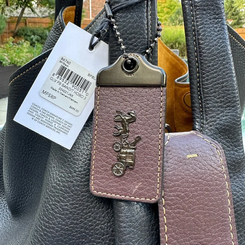 Rare 🐻 Coach Black and Burgundy - 3 in 1 Bag - Picture 2 of 12